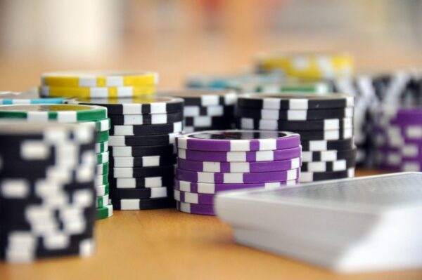 What are the top 10 legal considerations for starting an online gambling business?